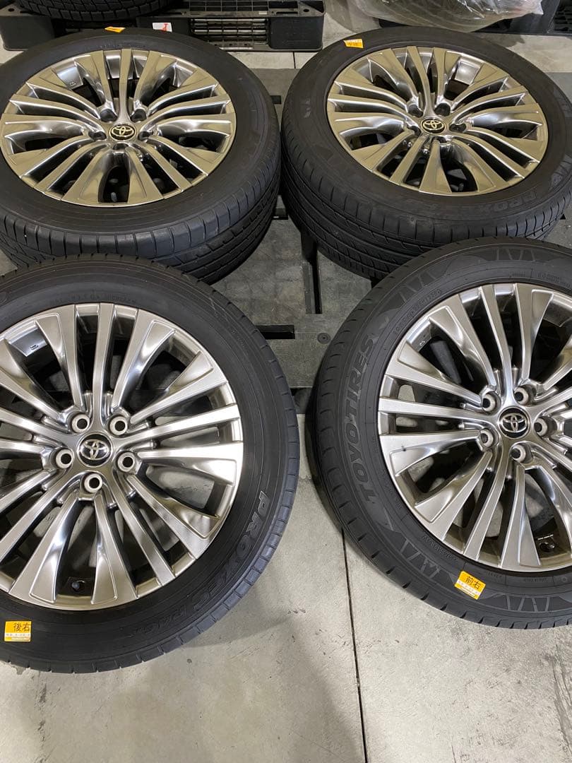 ハリアー純正ホイール 19インチ、 アルファード系使用可能