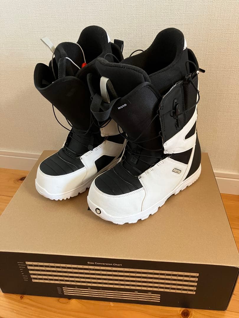 Komi　Burton スノーボードブーツ　中古