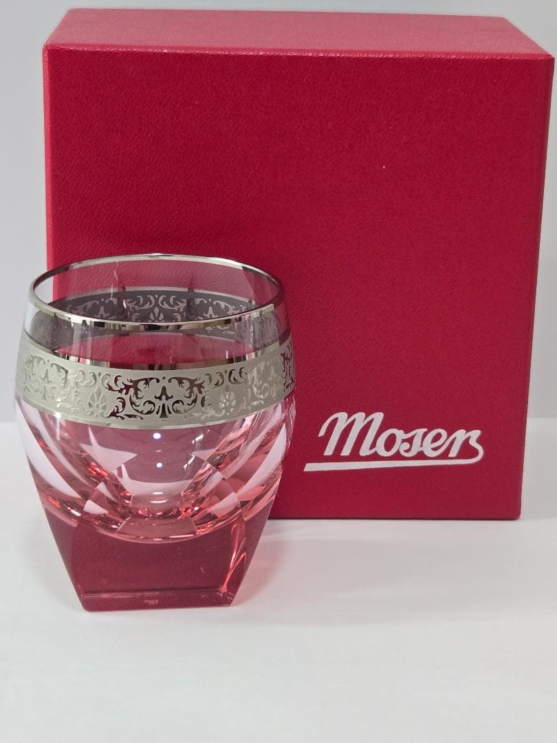 Moser プラチナ　薄赤クリスタルグラス