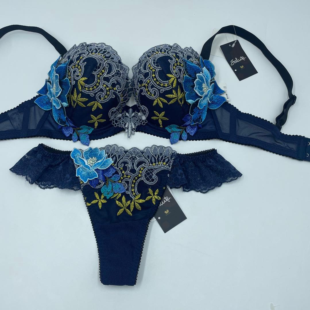 サルート p-up 43G エジプトの国花ロータス　F65-M