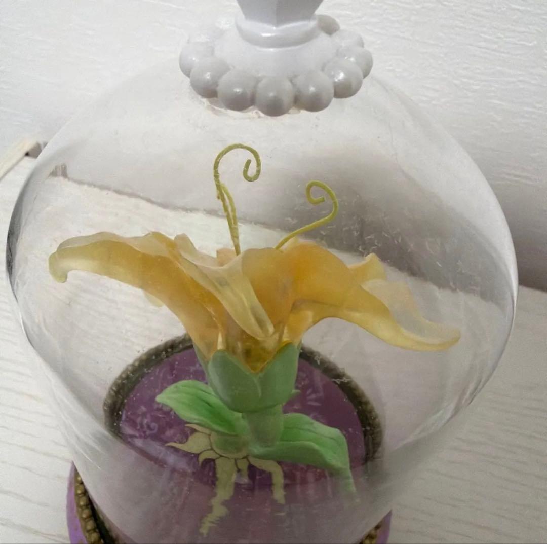 ディズニー ラプンツェル　 魔法の花　LEDライト　ディズニーストア