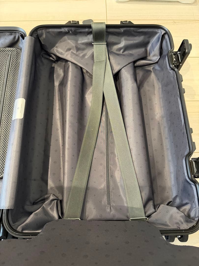 リモワ オリジナルキャビン S ブラック31L