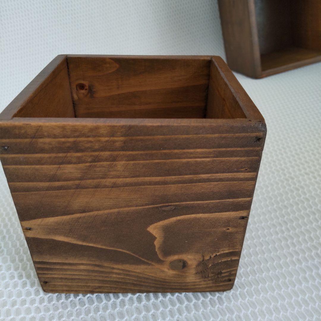 古木を使用した9ボックスのヴィンテージ小物入れ！