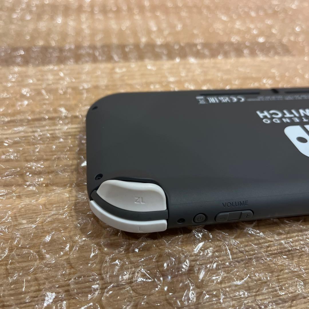 Nintendo Switch Lite グレー 本体（カバー付き）