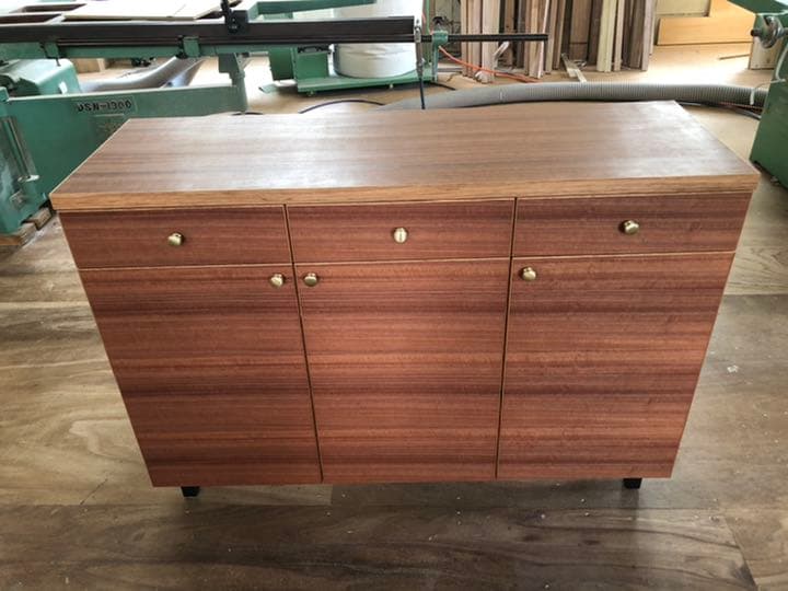 マコレ材キャビネット