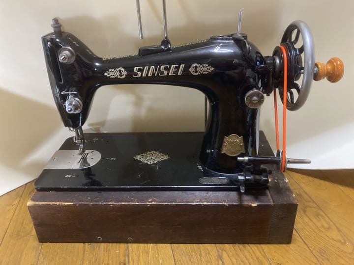 ミシン（手回し）