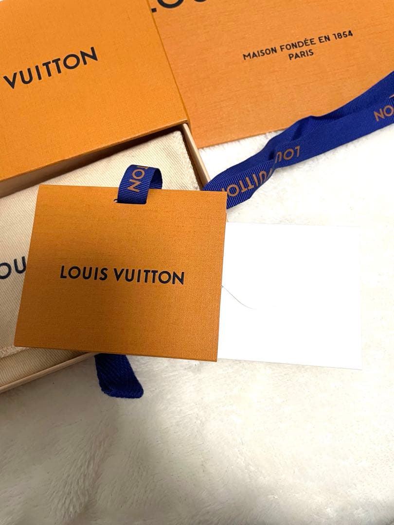 ルイヴィトン　キーリング　キーホルダー　パンダ