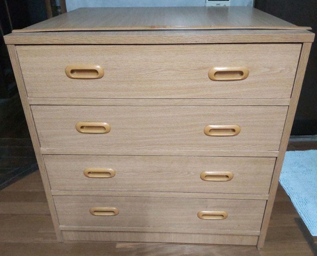【中古】木製チェスト 4段　上部2段は前後に引き出し　押入れ有効活用