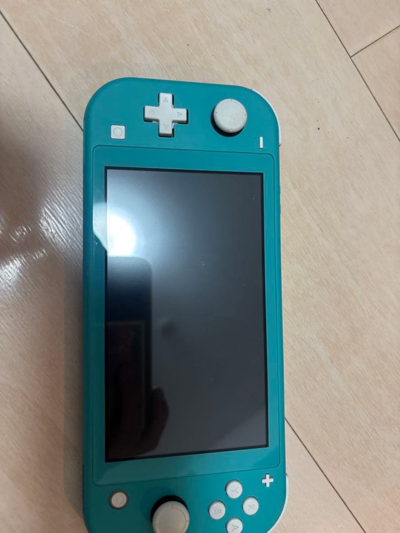 任天堂　Switch lite 水色