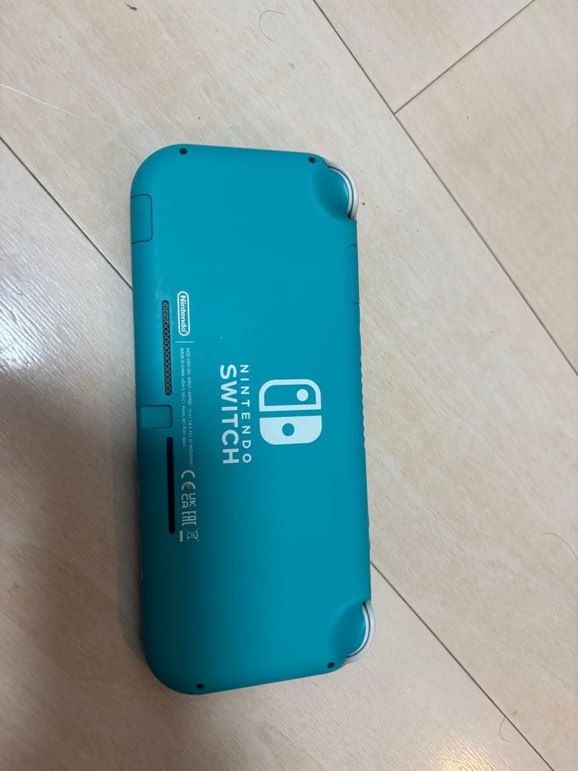 任天堂　Switch lite 水色