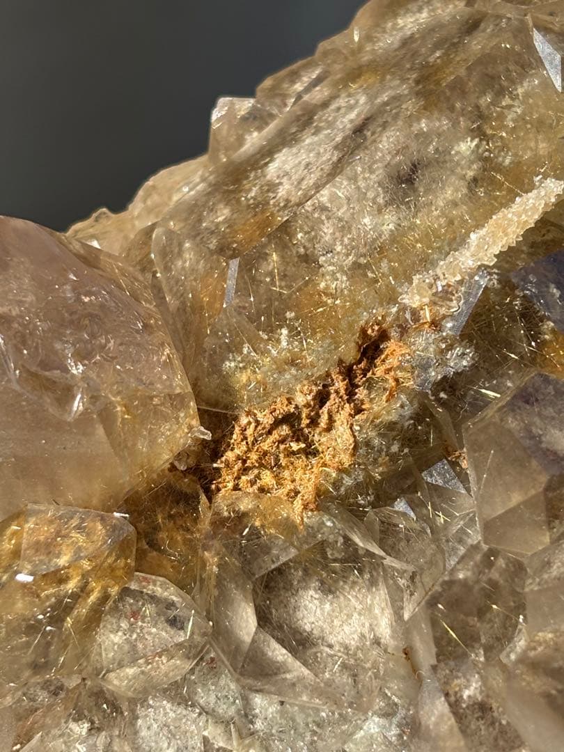 ゴールドルチルクォーツ　クラスター　346g ライトスモーキー　全体ルチルあり