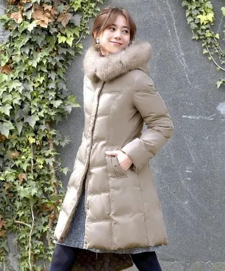 ルイルエブティック フォックスファー　バッスルスタイルダウンコート