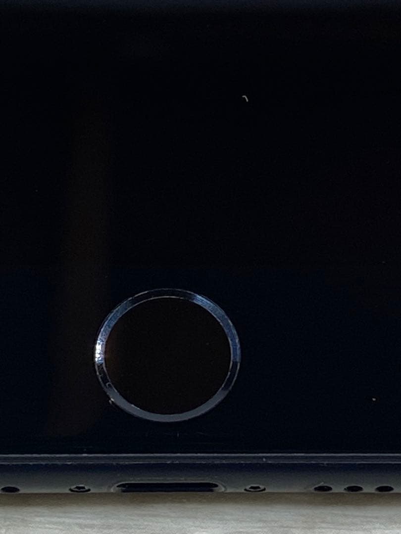 Apple iPhoneSE MX9R2J/A （第二世代）64GB ブラック