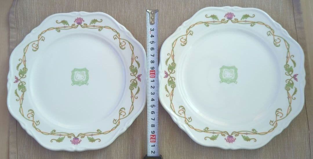 【超レア】ウェッジウッド×ハローキティお皿4枚セット