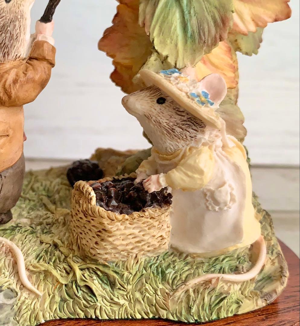 【希少】ブランブリーヘッジ 秋 Autumn タブロー フィギュリン 置物