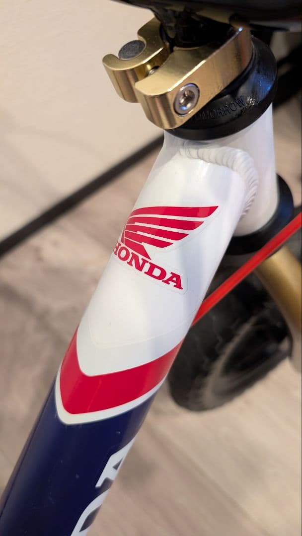 HONDA バランスバイク キッズ用　ディーバイク キックス プラス ホンダ