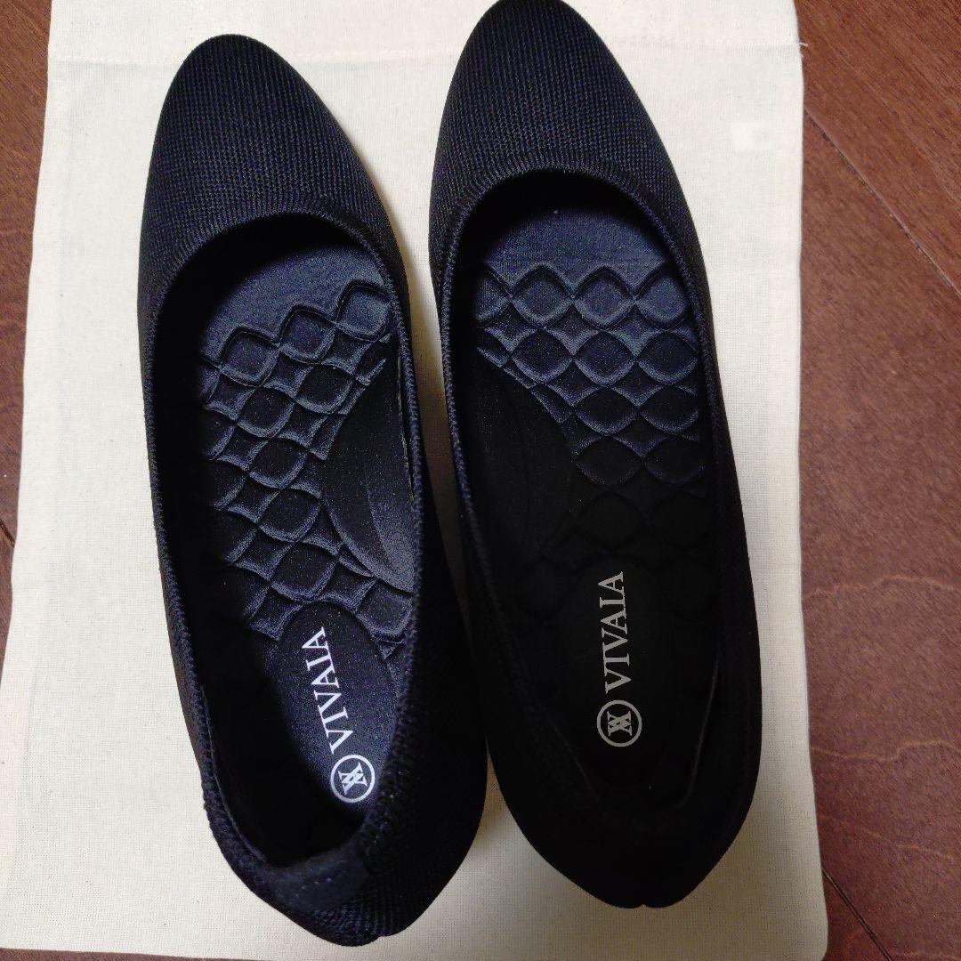 VIVAIA ブラック フラットシューズ