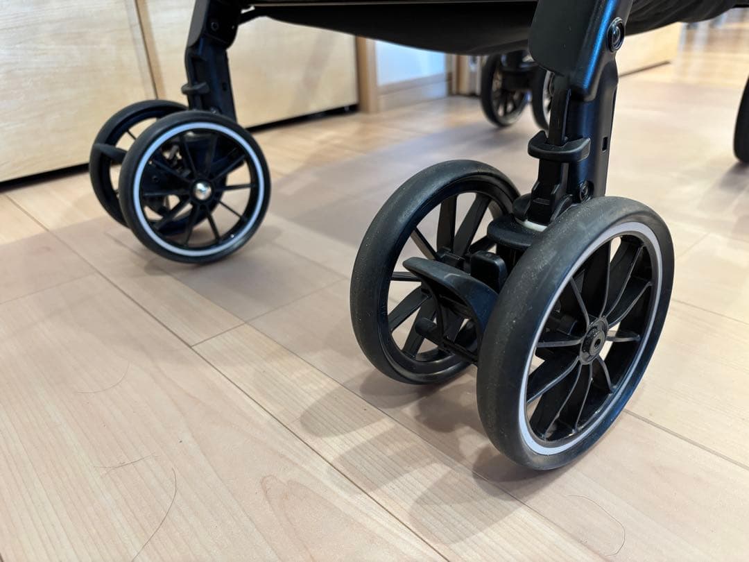 コンビ Combi　ベビーカー　スゴカルα compact エッグショック