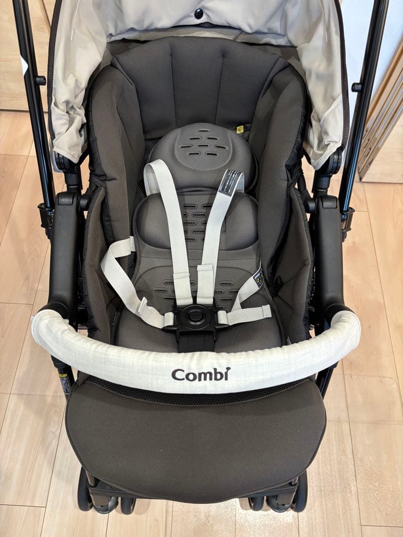 コンビ Combi　ベビーカー　スゴカルα compact エッグショック