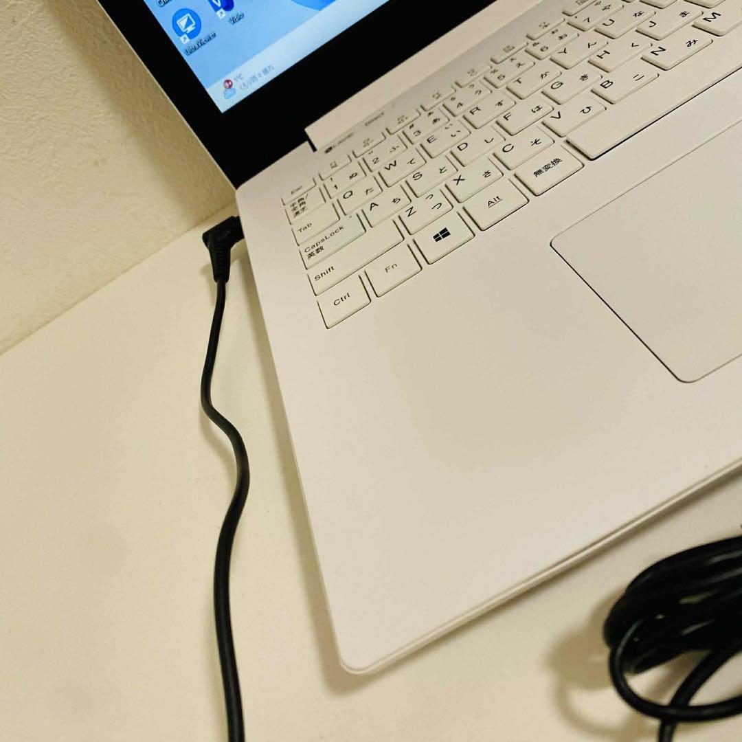 Y92 NECノートパソコンSSDメモリ8G高速 Windows11オフィス付き