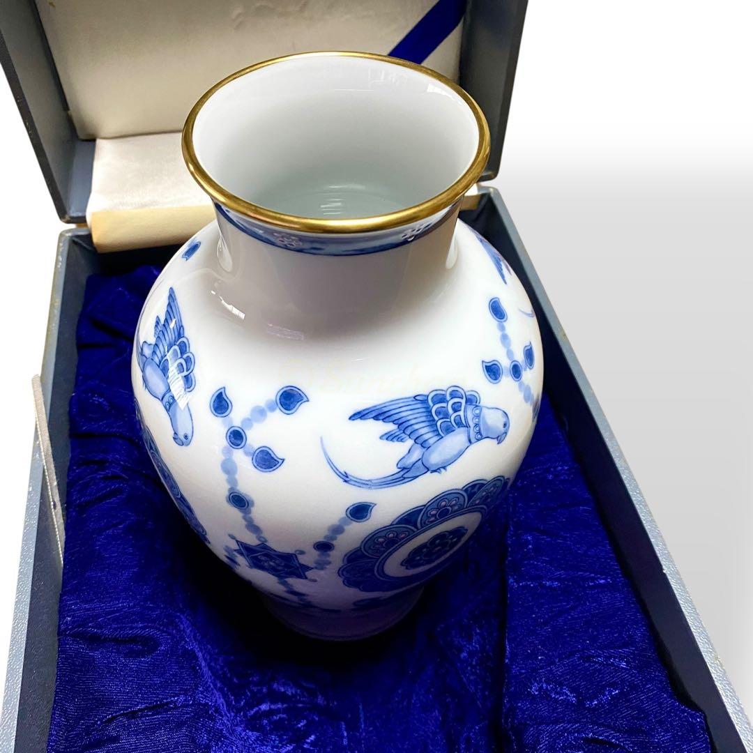 【美品】 大倉陶園 OKURA 瑞鳥文花瓶 呉須更紗鳥絵 専用箱・商品タグ付き