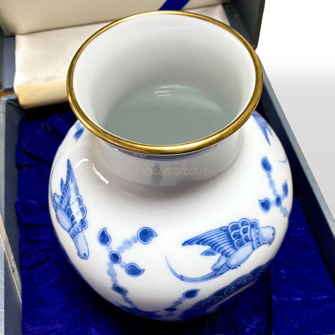 【美品】 大倉陶園 OKURA 瑞鳥文花瓶 呉須更紗鳥絵 専用箱・商品タグ付き