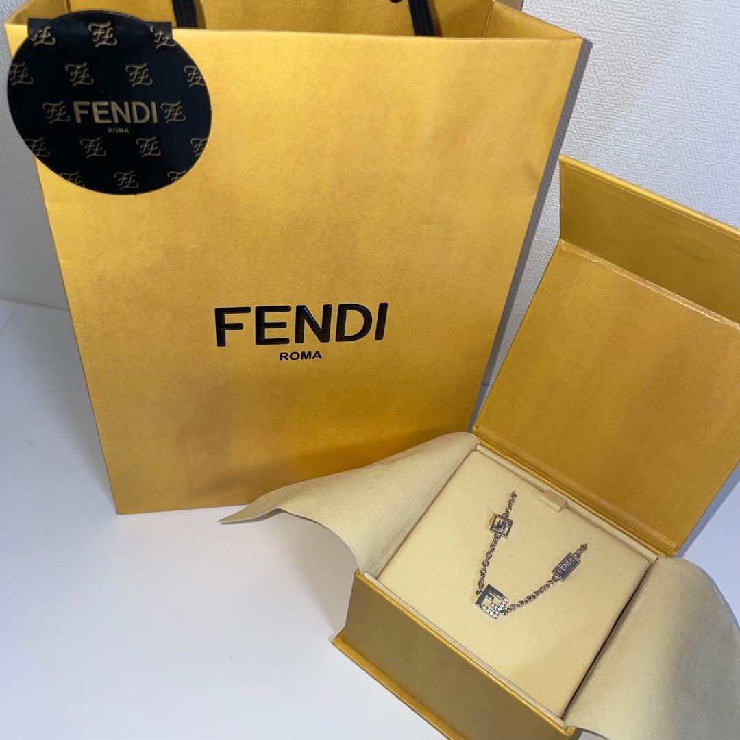 【最終値下げ】FENDI ブレスレット フォーエバー
