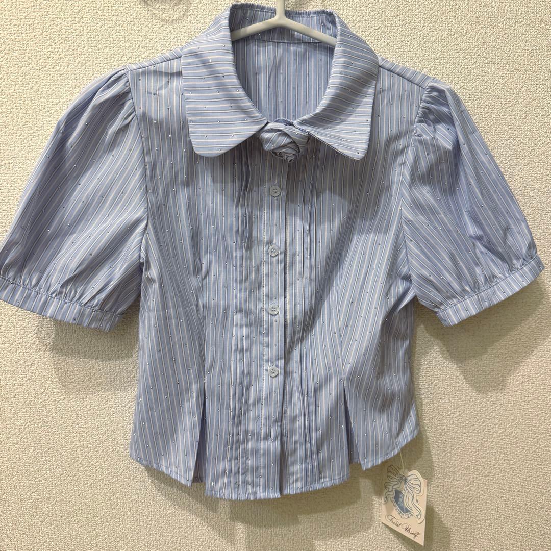 treat urself ブラウス