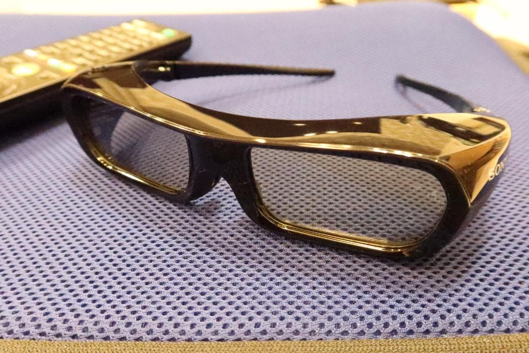 VAIO-F 2012春3Dモデル VPCF24AJ PCG-81313N 美品