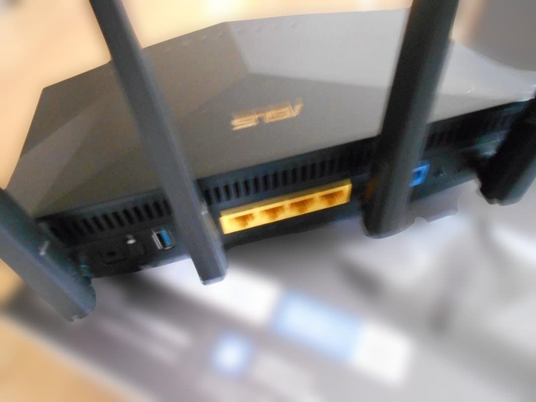 ＡＳＵＳ　ＬＡＮ(Ｗｉ-Ｆｉ)ルーター　ＲＴＡＸ-５４００