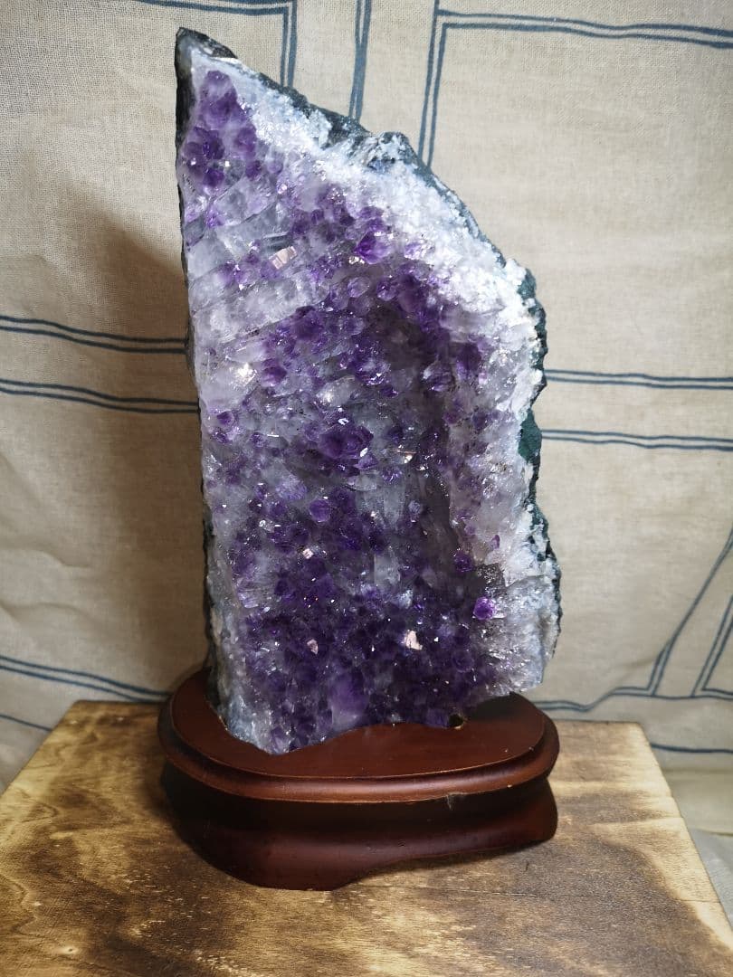 ブラジル産　アメジスト水晶クラスター