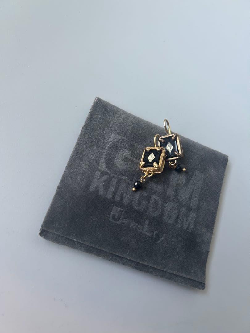⬜︎⬜︎GEM KINGDOM⬜︎⬜︎ゴールド ブラック ピアス