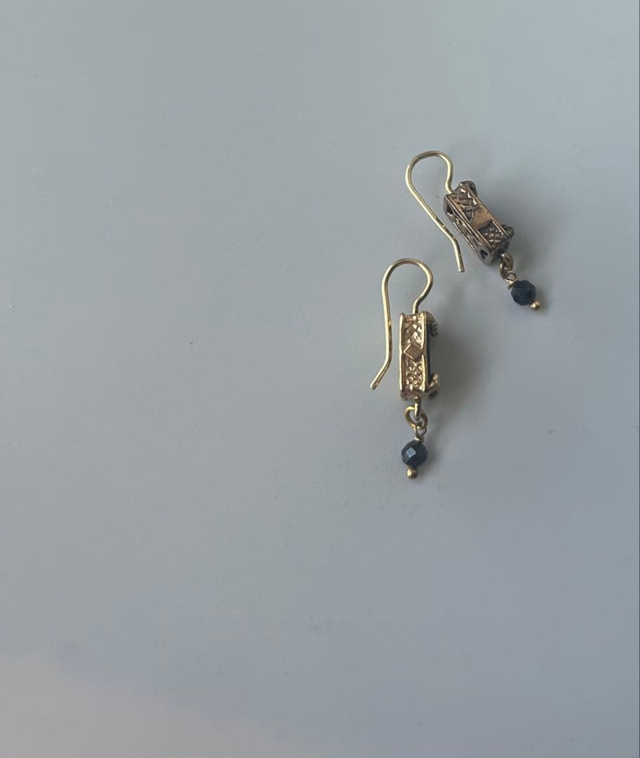 ⬜︎⬜︎GEM KINGDOM⬜︎⬜︎ゴールド ブラック ピアス