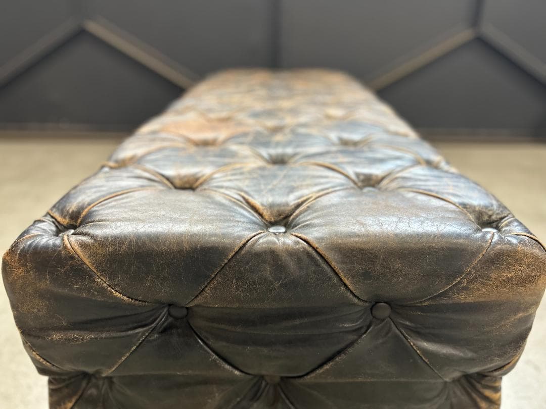 ハロ　HALO｜オットマン　LORD DIGSBY LARGE OTTOMAN