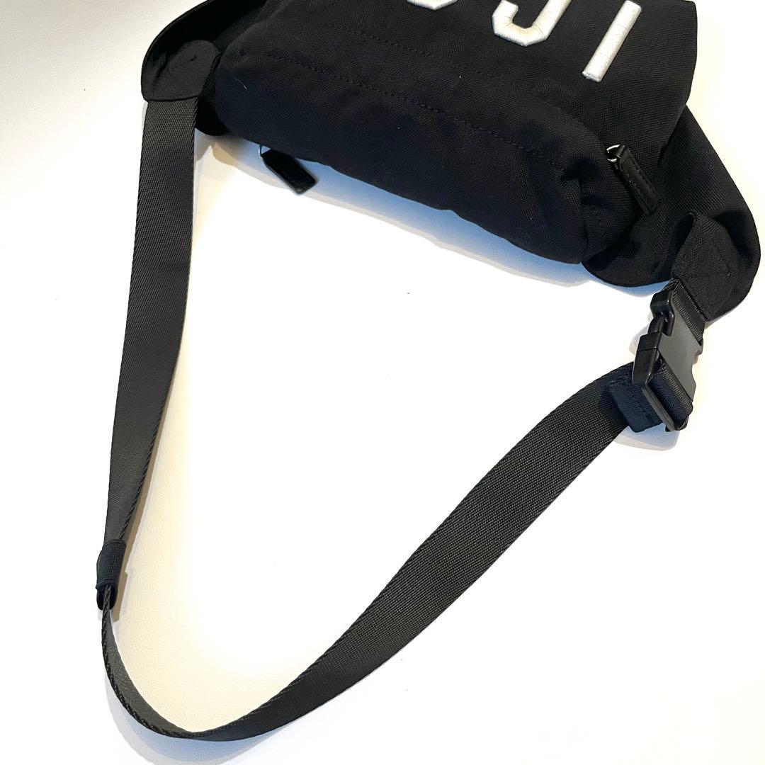 美品✨ DSQUARED2 ディースクエアード アイコン ボディバッグ ブラック