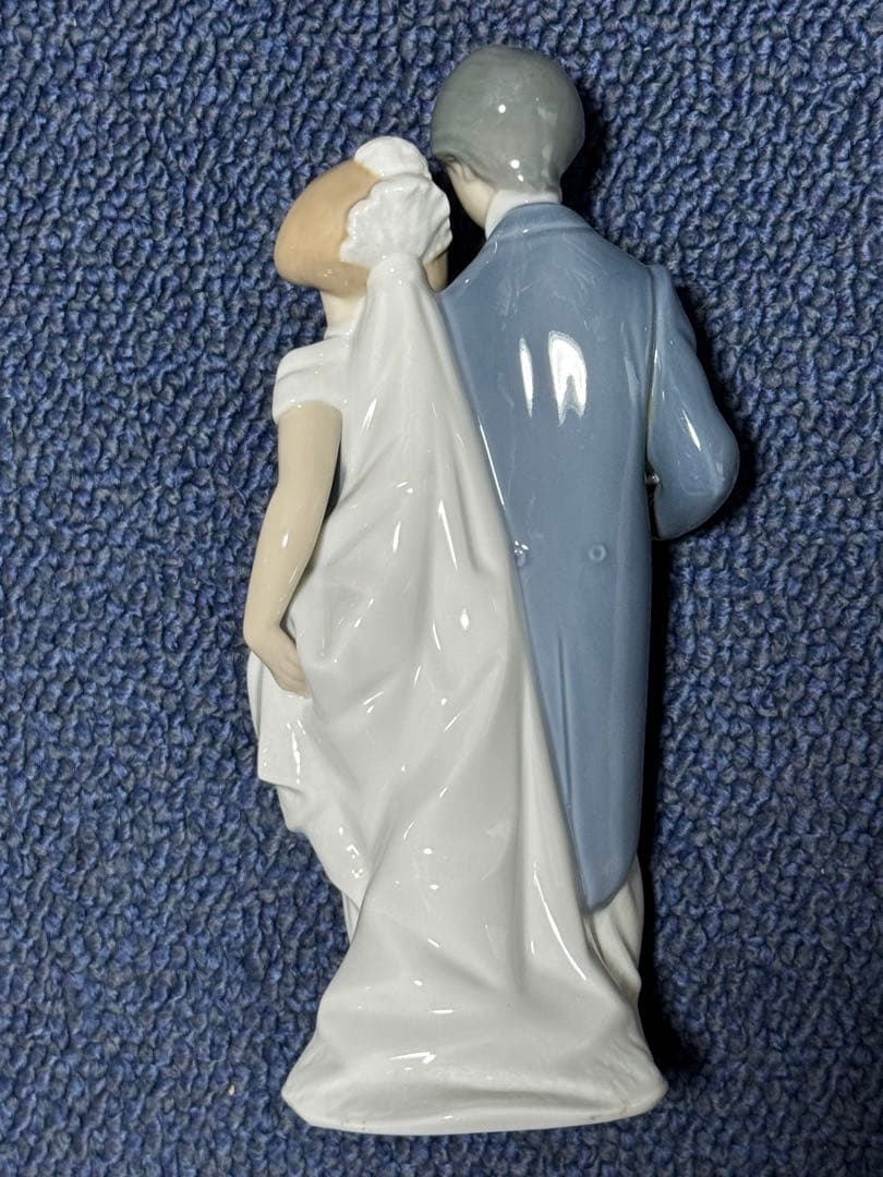 LLADRO リヤドロ ウェディング人形 陶器製『祝福の鐘の音』