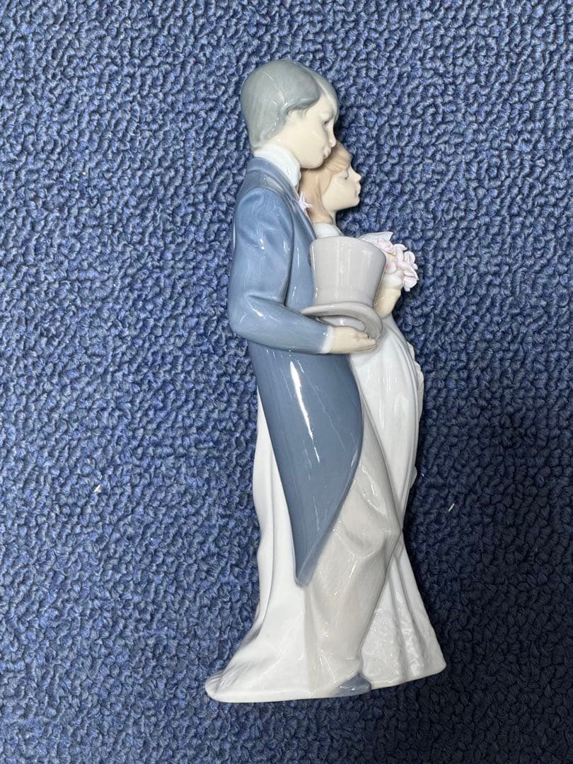 LLADRO リヤドロ ウェディング人形 陶器製『祝福の鐘の音』