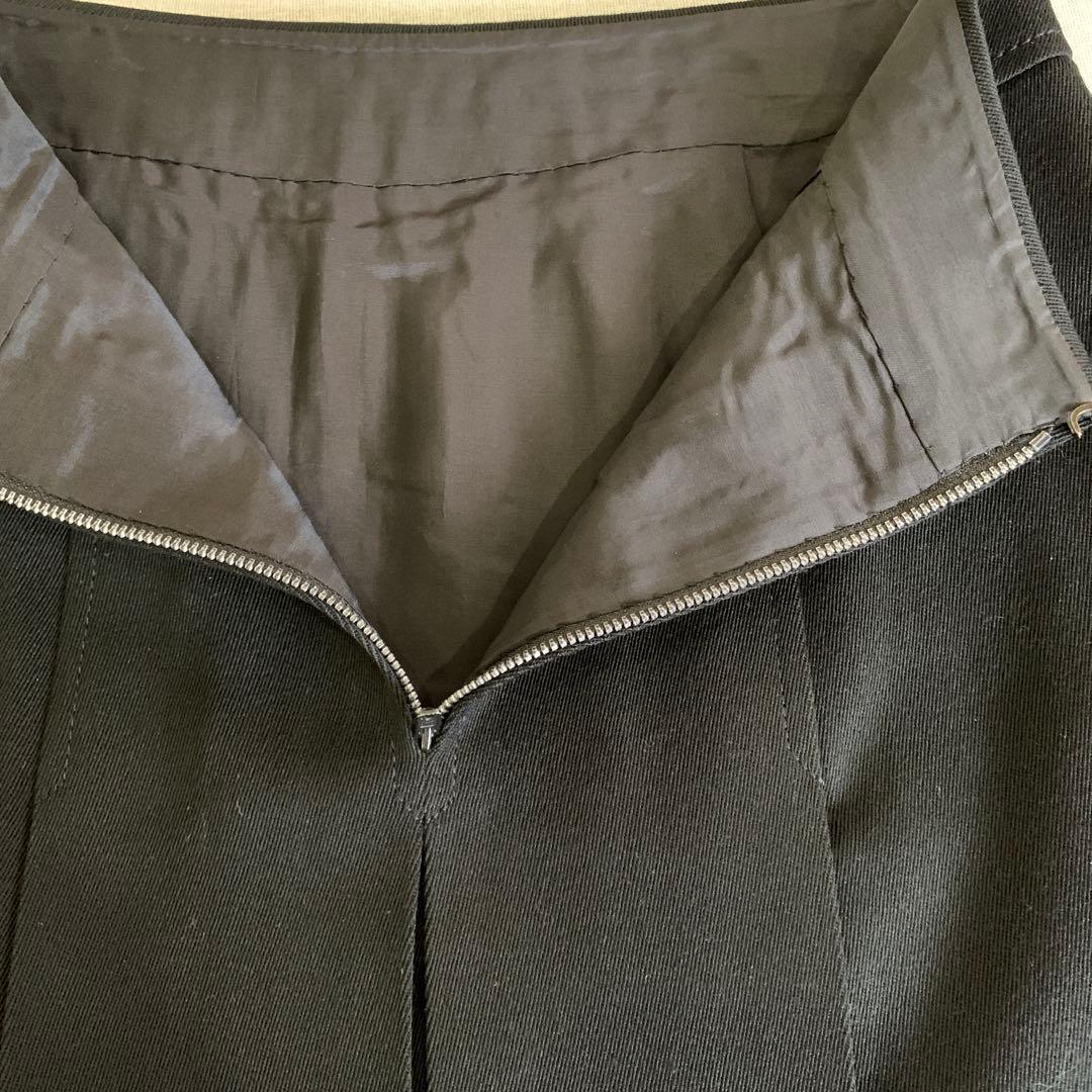 CELINE 濃紺　チェーン付き箱ひだスカート