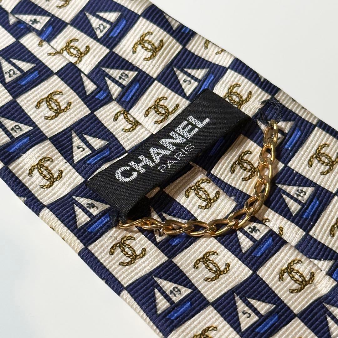 【美品】 CHANEL シャネル ココマーク 総柄 ホワイト系 ネクタイ