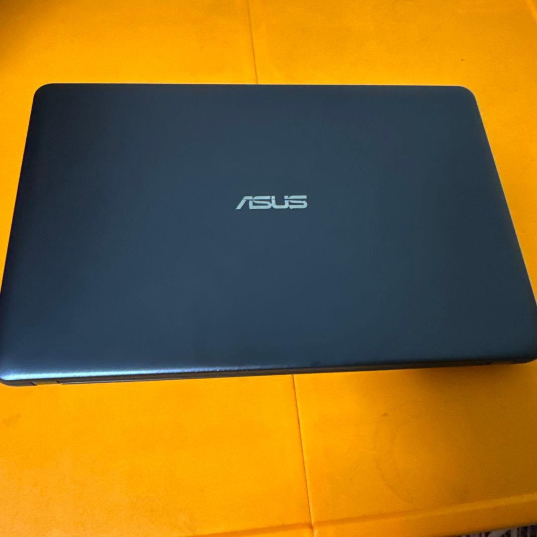 ASUSノートパソコン X543MAーGQ512TS Windows11