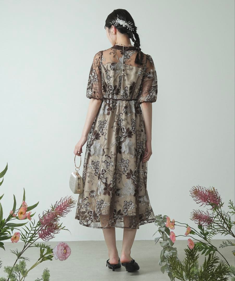 kanaシック フラワー刺繍 パーティードレス ブラウン Sサイズ