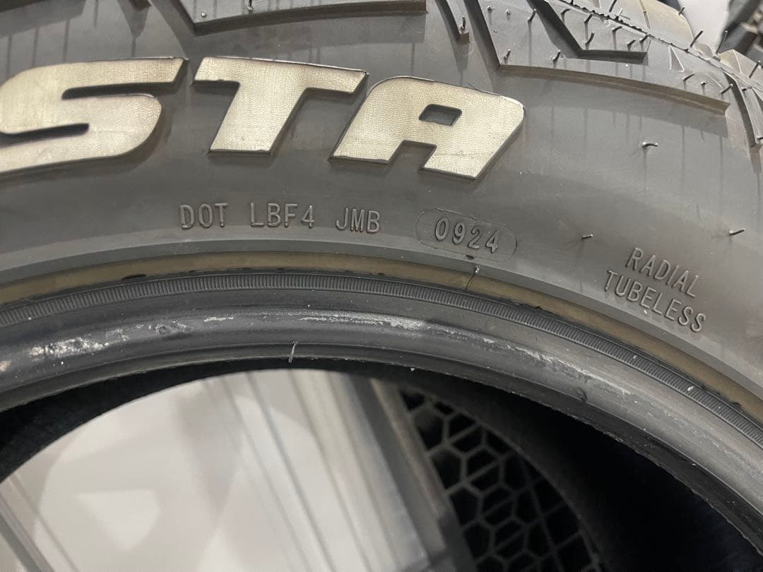 MONSTA MUD WARRIOR オフロードタイヤ 4本セット