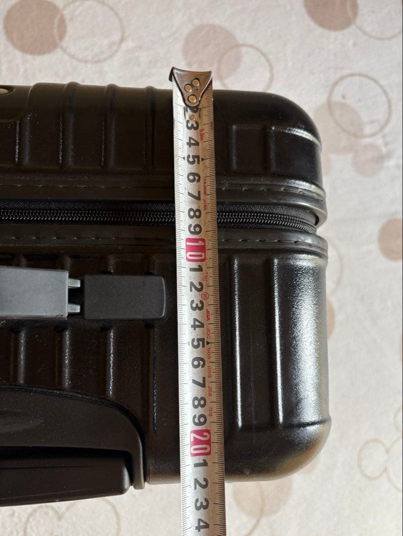 りょうページ　RIMOWA 大型ブラックキャリーケース TSAロック付き