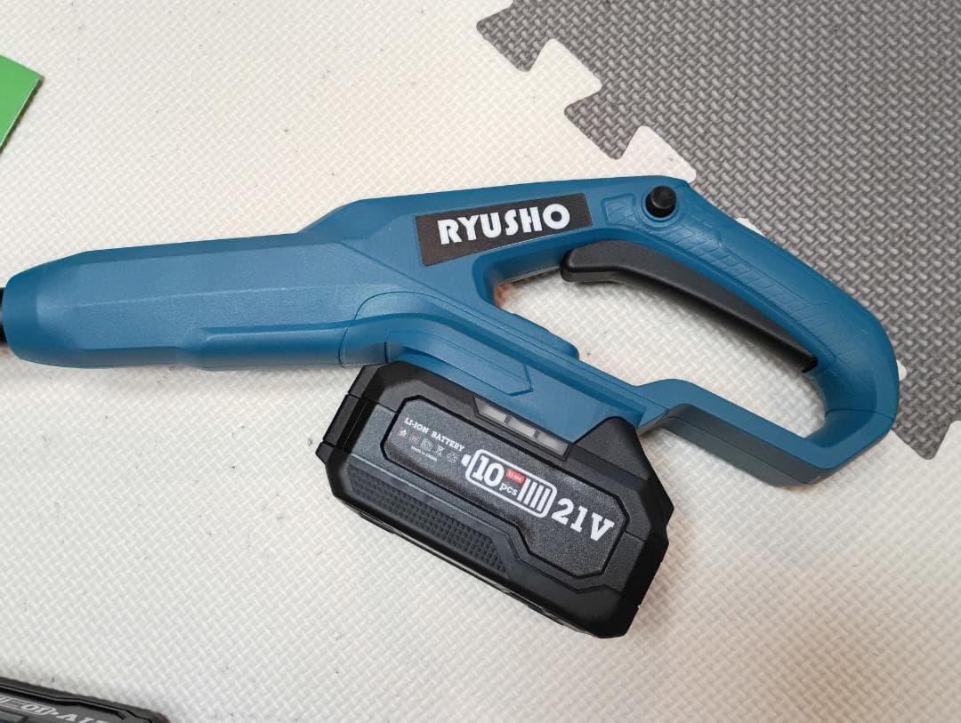 マキタタイプ/RYUSHIO 電動除雪機 草刈り機付き/一回使用のみ