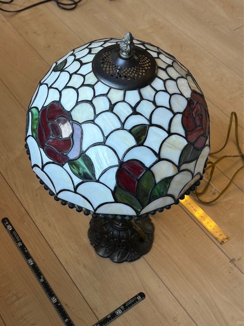 ♪　　ステンドグラスランプ