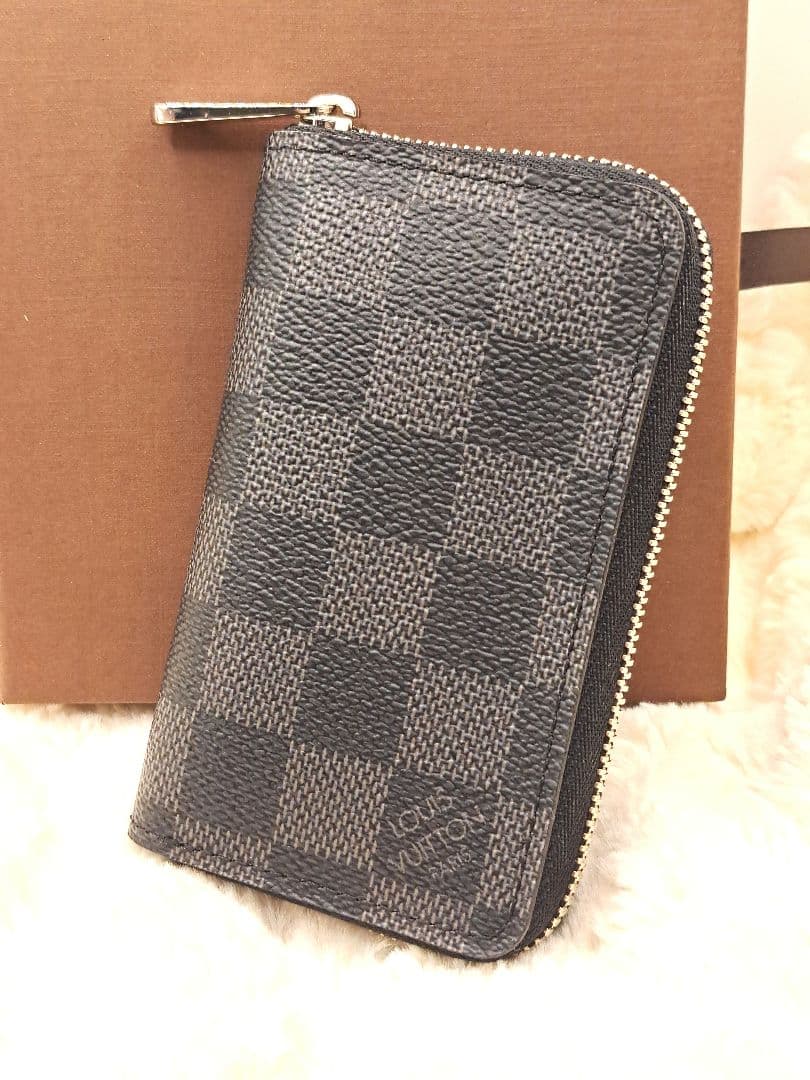 ルイヴィトン ジッピーパース ダミエケース　　箱付き　超美品