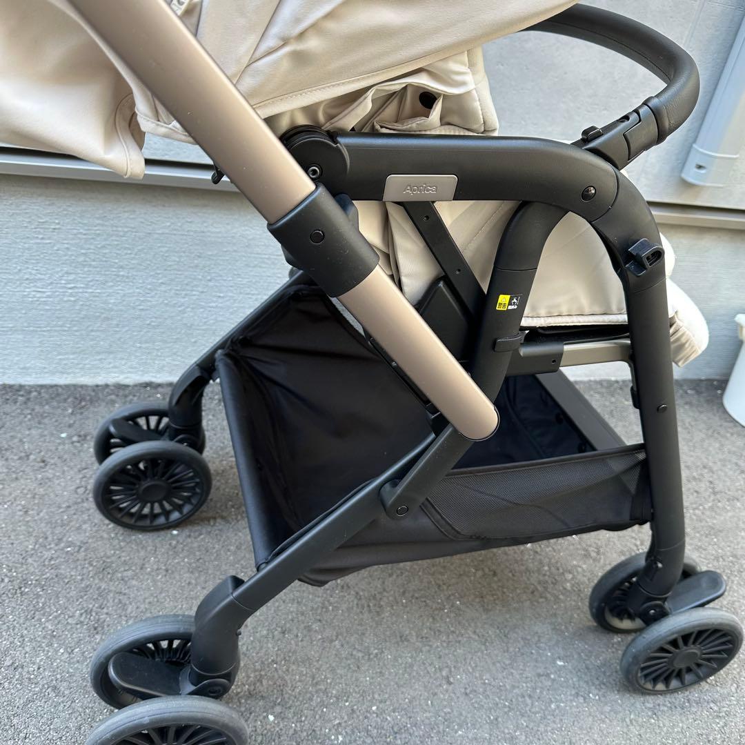 Aprica マール ベビーカー お値下げしました！