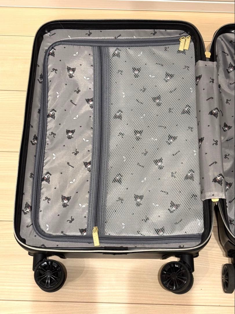 メロクロ おめかし天使シリーズ キャリーケース クロミ　2023年限定 ウインク