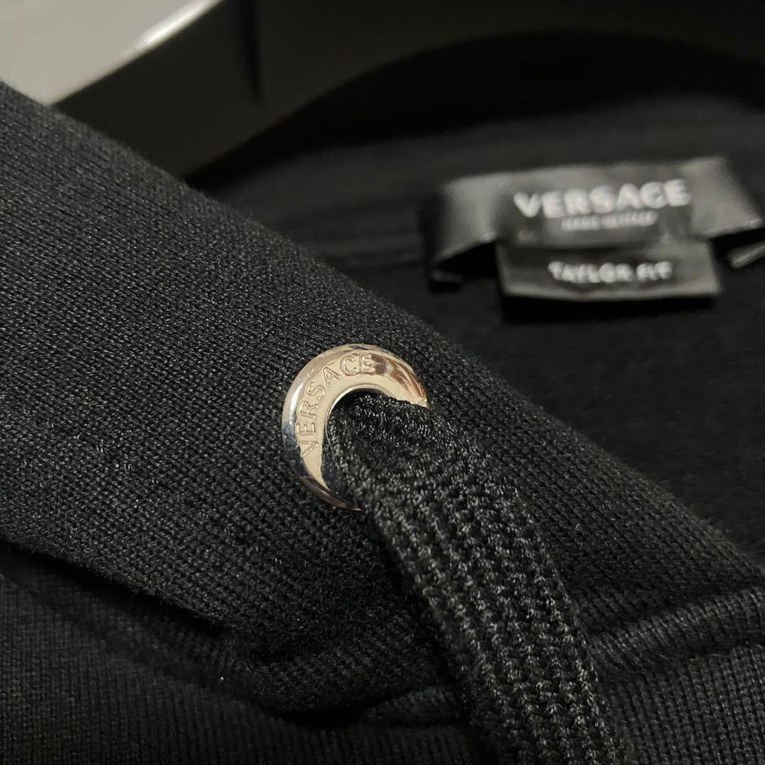 VERSACE　メデューサプリント　パーカー　ブラック　Lサイズ
