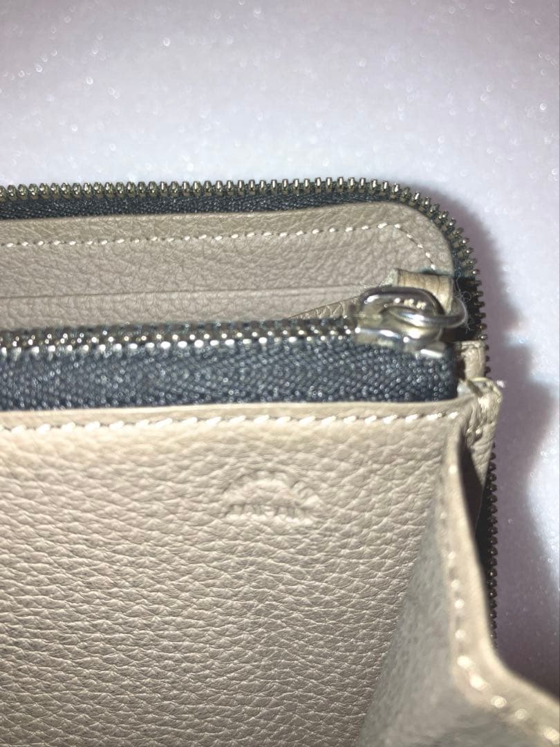 ARTS&CRAFTS ラウンドジップ　長財布